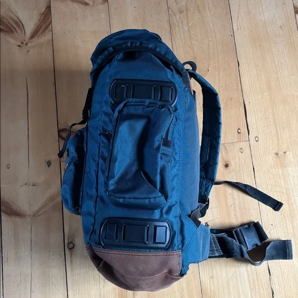 Retro rossignol ski backpack - Picture 3 of 4